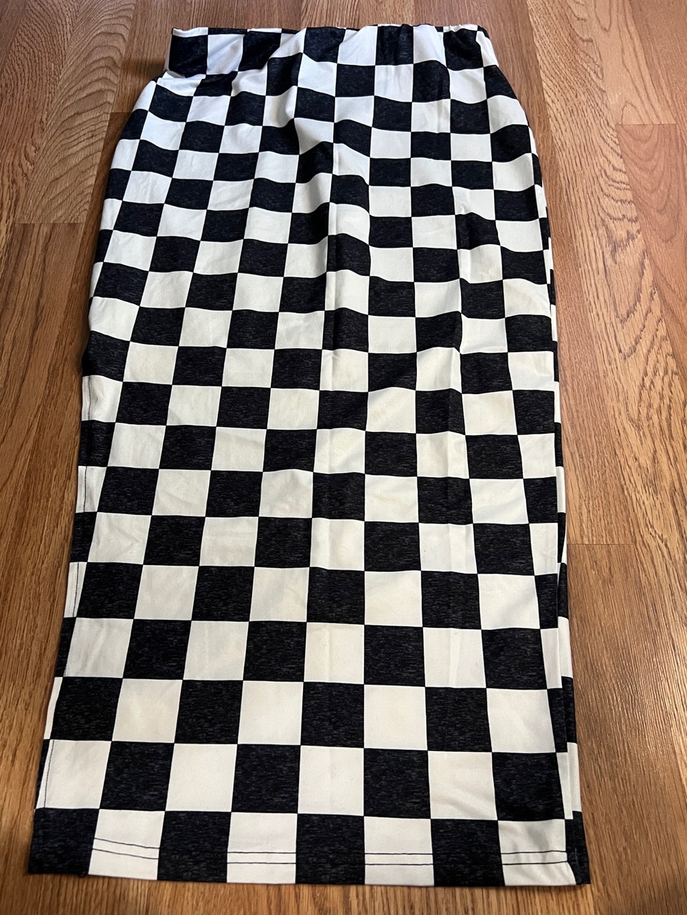 Black & White Checkerboard Slit Skirt